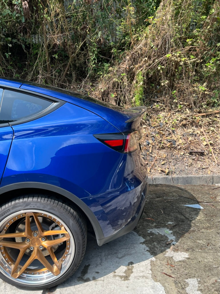 KPA Model Y VS Style Dry Carbon Spoiler (Gloss Finish)